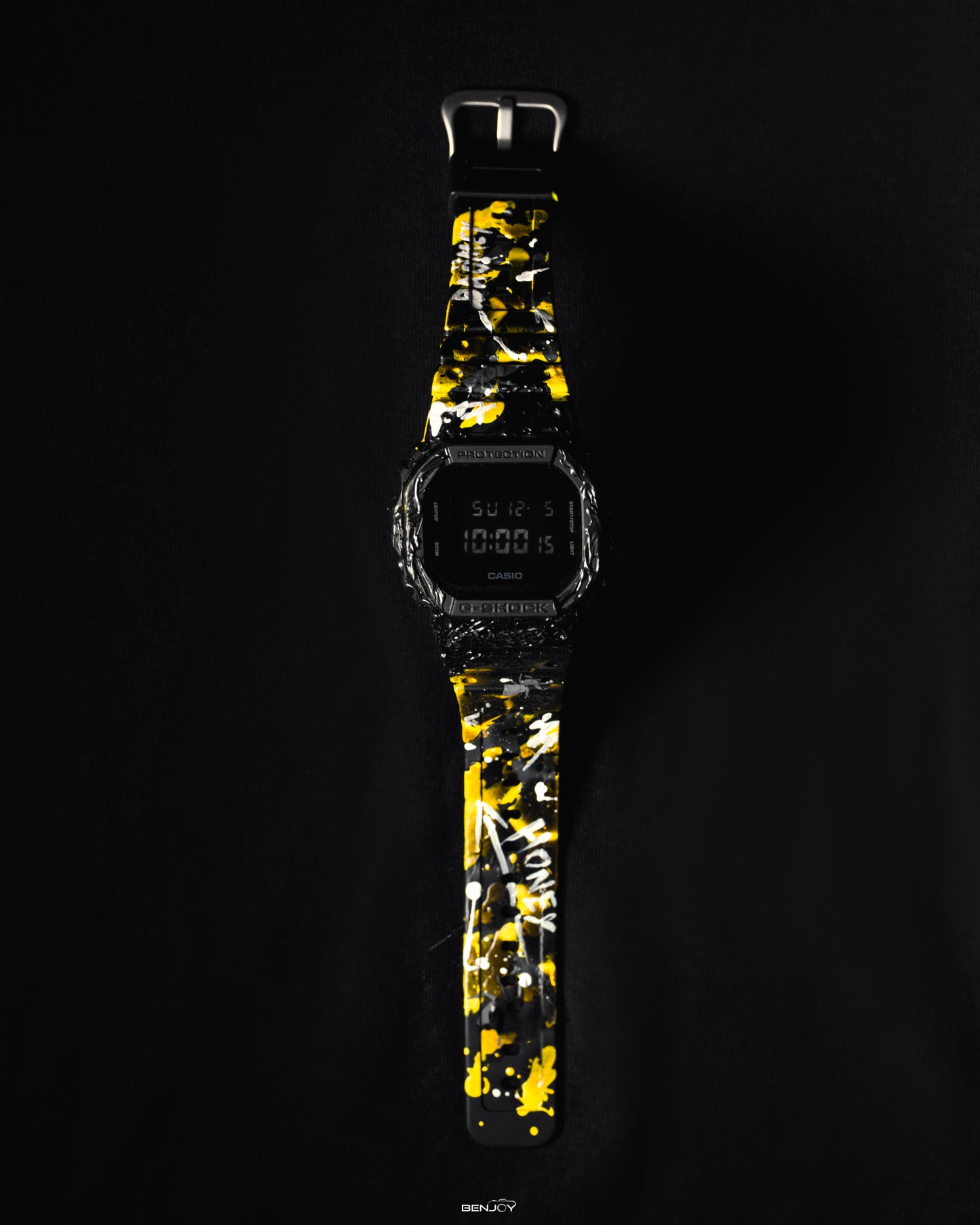 G-SHOCK 蜂蜜色
